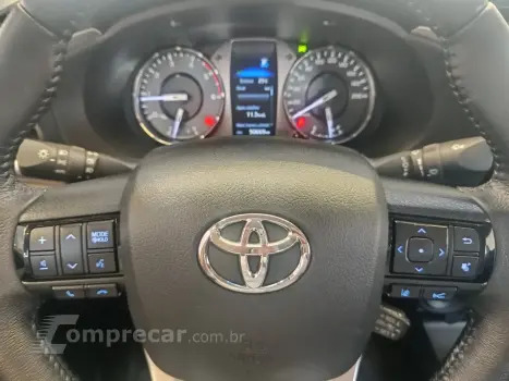 HILUX 2.8 D-4D TURBO CD SRX 4X4 AUTOMÁTICO