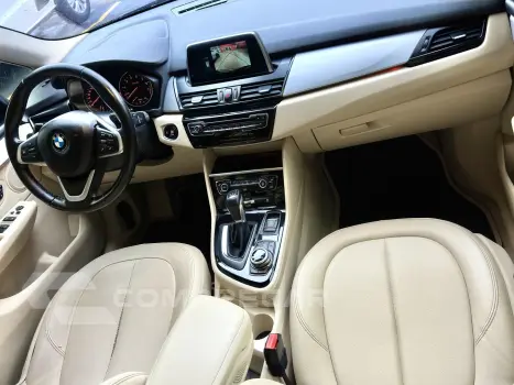 220i 2.0 CAT GP 16V TURBO ACTIVEFLEX 4P AUTOMÁTICO