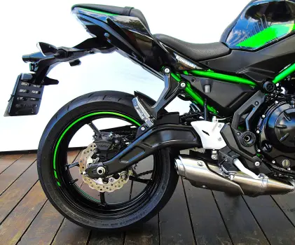KAWASAKI Z650 ABS