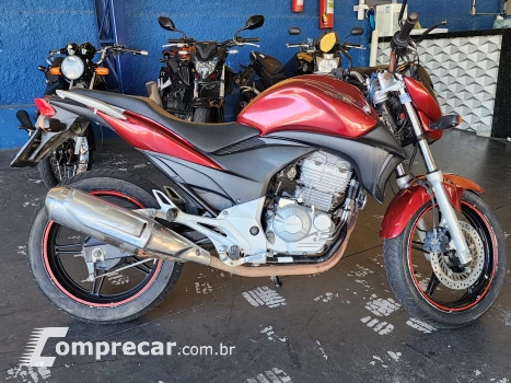 CB300
