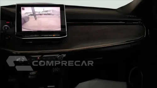 COMMANDER 1.3 T270 TURBO FLEX OVERLAND AT6