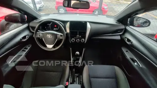 YARIS 1.3 16V XL