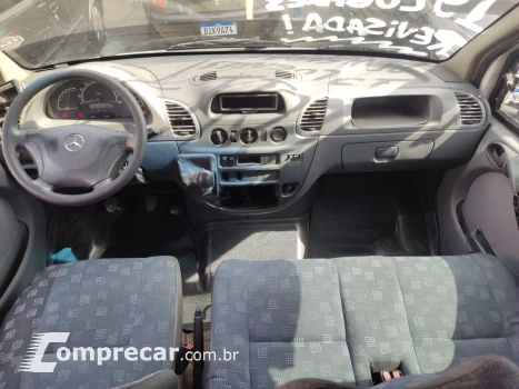SPRINTER 2.2 311 CDI Furgão Street 7.5 16V Bi-turbo