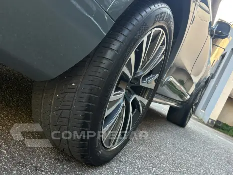 XC90 2.0 T8 Hybrid Momentum AWD Geartronic