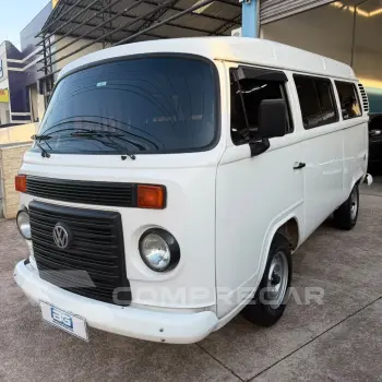 Volkswagen Kombi Standard 1.4 Mi Total Flex 8V 4 portas