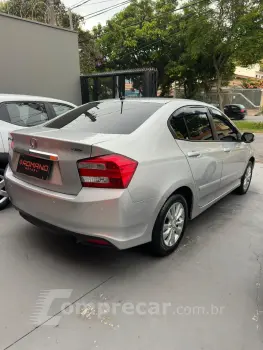CITY 1.5 DX Sedan 16V