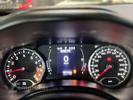 RENEGADE - 1.8 16V LONGITUDE 4P AUTOMÁTICO