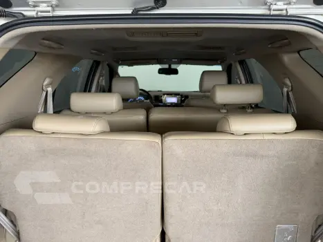 HILUX SW4 3.0 SRV 4X4 7 LUGARES 16V TURBO INTERCOOLER DIESEL