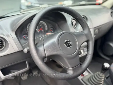 CELTA 1.0 MPFI Life 8V