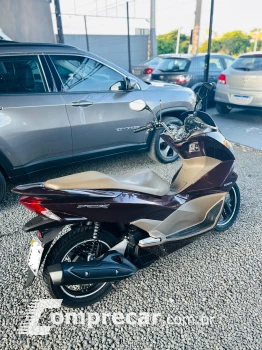 PCX 150 DLX