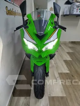 NINJA ZX4 RR