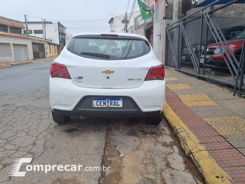 CHEVROLET ONIX 1.4 MPFI LTZ 8V 4 portas