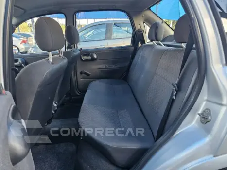 CLASSIC - 1.0 MPFI LIFE 8V 4P MANUAL