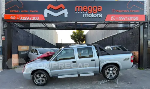 S10 2.4 FLEX EXECUTIVE CABINE DUPLA
