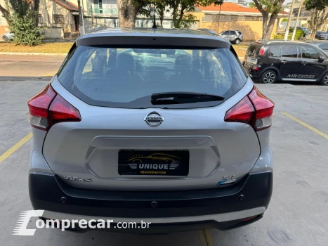 KICKS SV 1.6 16V FlexStar 5p Aut.