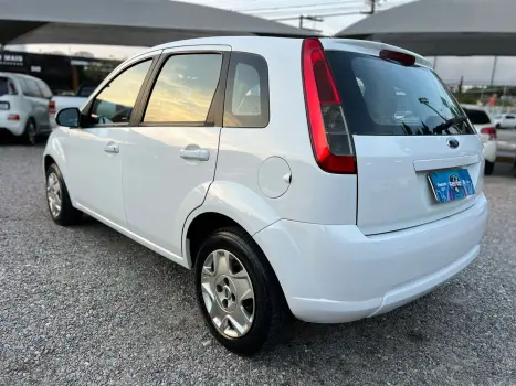 Fiesta 1.6 Mpi Class Hatch 8V Flex 4P Manual