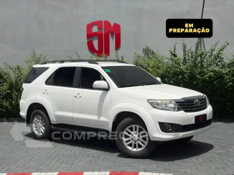 Toyota HILUX SW4 2.7 SR 4X2 16V FLEX 4P AUTOMÁTICO 4 portas