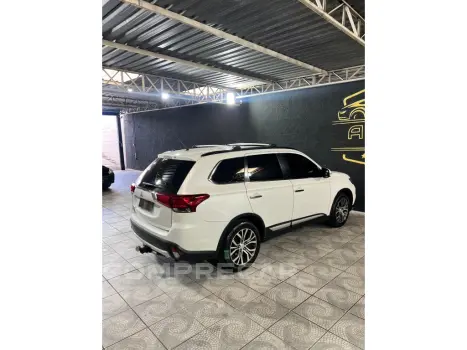 OUTLANDER 2.2 4X4 16V DIESEL 4P AUTOMÁTICO