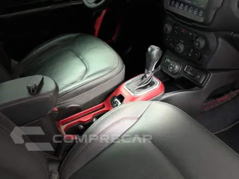 RENEGADE 2.0 16V Turbo Trailhawk 4X4