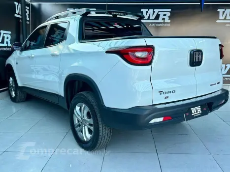 TORO 2.0 16V Turbo Freedom 4WD