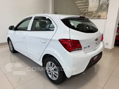 ONIX HATCH LT 1.0 8V FlexPower 5p Mec.