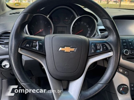 CRUZE SEDAN - 1.8 LT 16V 4P AUTOMÁTICO