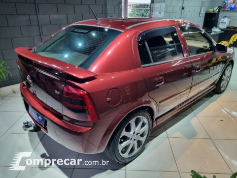 ASTRA 2.0 MPFI Advantage 8V