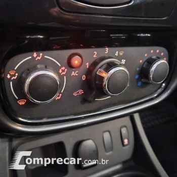 DUSTER 20 D 4X2