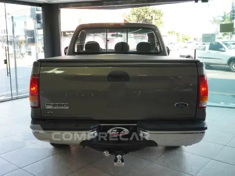 F-250 4.2 XLT 4X2 CS TURBO DIESEL 2P MANUAL