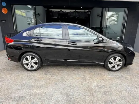 CITY 1.5 LX Sedan 16V