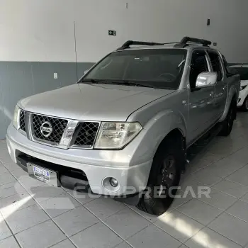 NISSAN Frontier LE ATTACK CD 4x4 2.5 TB Die.Aut 4 portas