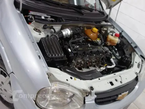 CLASSIC - 1.0 MPFI VHCE 8V 4P MANUAL