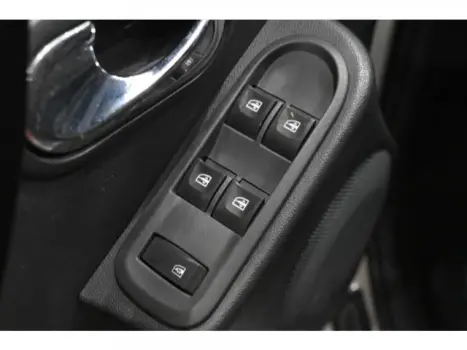 DUSTER - 1.6 DYNAMIQUE 4X2 16V 4P MANUAL