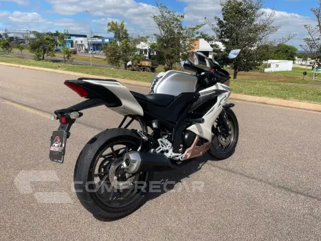 YZF R15 ABS