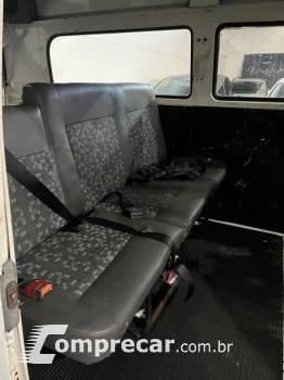 VOLKSWAGEN KOMBI 1.6 STD 8V