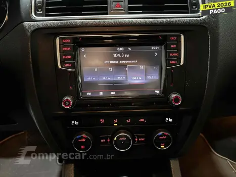 JETTA 2.0 COMFORTLINE FLEX 4P TIPTRONIC