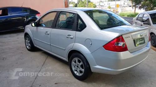 FIESTA 1.0 MPI Sedan 8V