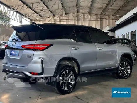 HILUX SW4 2.8 D-4D TURBO DIESEL SRX PLATINUM 4X4