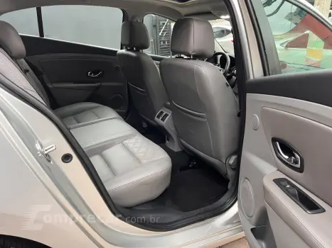 FLUENCE Sedan Privilège 2.0 16V FLEX Aut