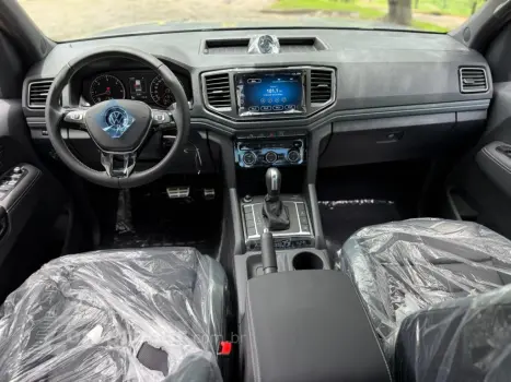 AMAROK 3.0 V6 TDI DIESEL BARRETOS 70 ANOS CD 4MOTION AUTOMÁT