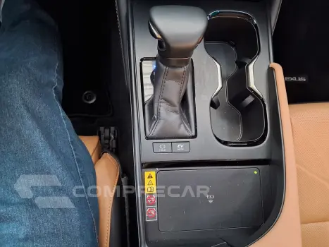 ES 300 H 2.5 16V 4P LUXURY HÍBRIDO AUTOMÁTICO CVT