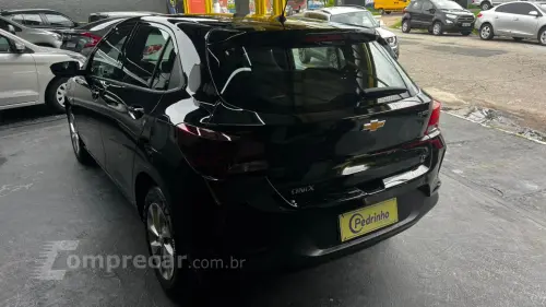 Onix Hatch 1.0 12V 4P FLEX LT TURBO