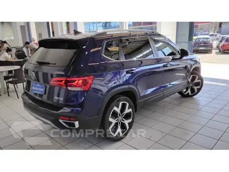 TAOS 1.4 250 TSI TOTAL FLEX HIGHLINE AUTOMÁTICO