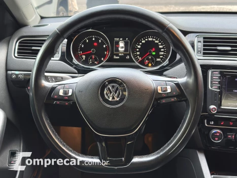 JETTA 2.0 TSI HIGHLINE 211CV GASOLINA 4P TIPTRONIC