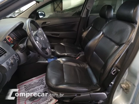 VECTRA 2.0 MPFI Expression 8V