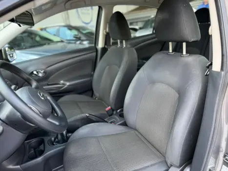 VERSA SL 1.6 16V Flex Fuel 4p Mec.