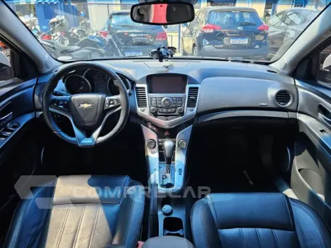CRUZE HATCH - 1.8 LT SPORT6 16V 4P AUTOMÁTICO