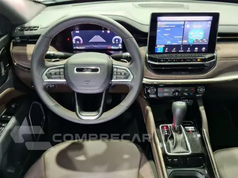 COMMANDER OVERLAND T270 1.3 TB FLEX AUT