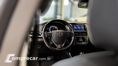 YARIS 1.5 16V Sedan XS