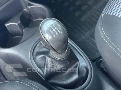 MARCH 1.6 SV 16V FLEX 4P MANUAL